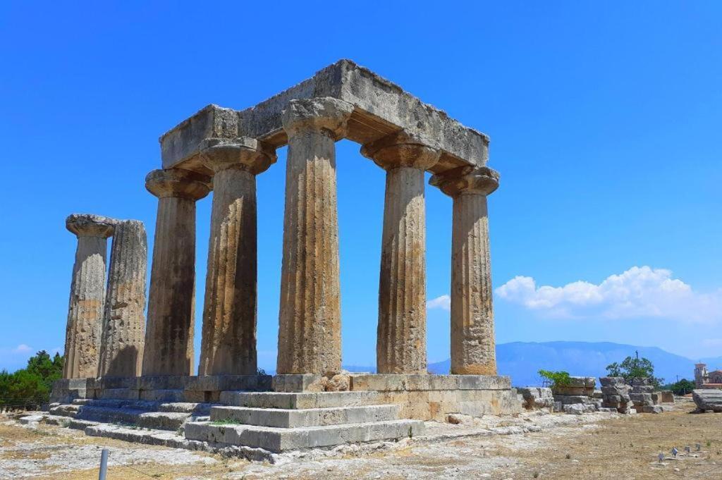Rooms In Yard Corinth Bagian luar foto